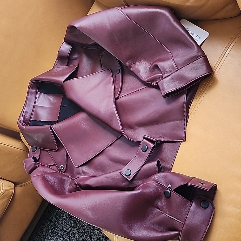 leather jacket - Picture 10 of 14